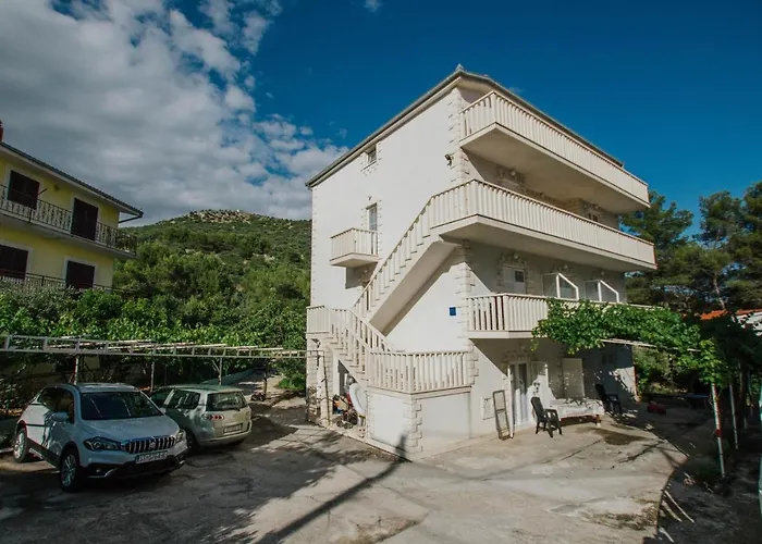 5968b Apartment