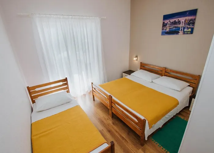 5968b Apartment Marina